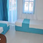 Nisa Otel *